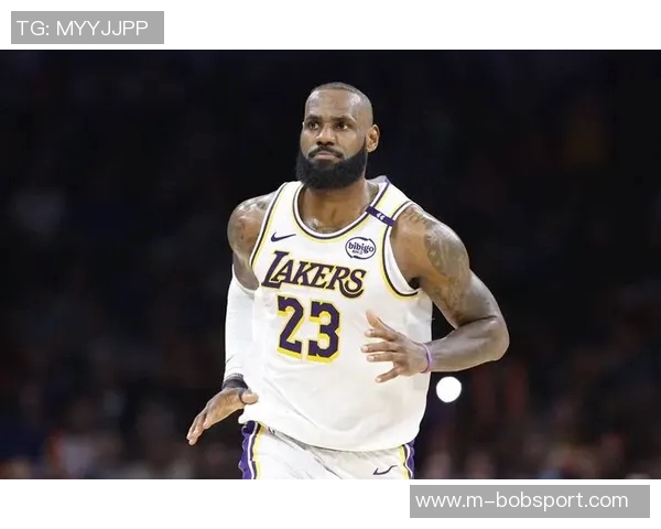 小莫呼吁保罗与詹姆斯共赴海外组队应对离谱遭遇 小莫呼吁保罗与詹姆斯共赴海外组队应对离谱遭遇