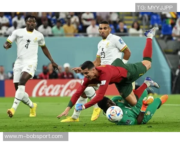 镜报报道因资金问题英格兰与加纳世界杯比赛或将迁址举行